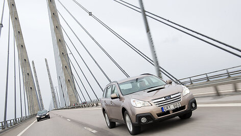 Atnaujintas &bdquo;Subaru Outback&ldquo;