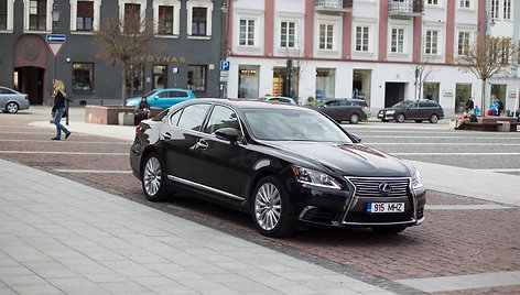 „Lexus LS 600h“