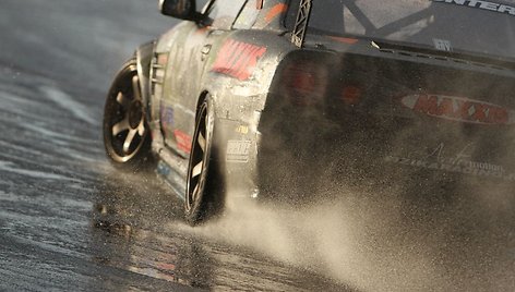 „Drift Allstars“ poriniai važiavimai