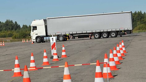 Geriausio sunkiojo transporto vairuotojo konkursas