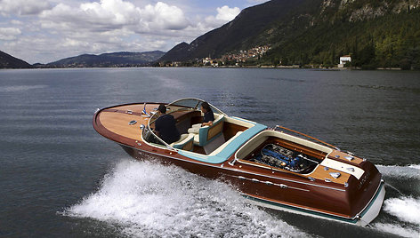 „Lamborghini Riva Aquarama“ kateris