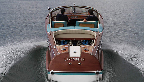 „Lamborghini Riva Aquarama“ kateris