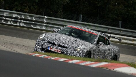 &bdquo;Nissan GT-R Nismo&ldquo; bandymai Niurburgringe