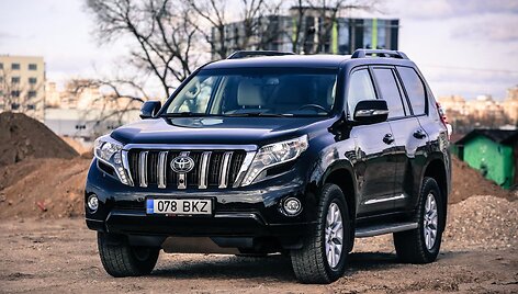 Atnaujintas &bdquo;Toyota Land Cruiser&ldquo;