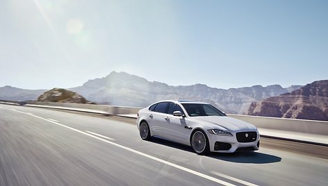 „Jaguar XF“