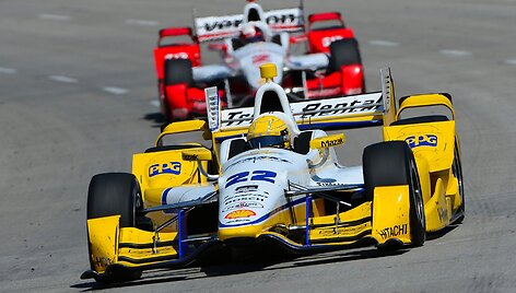 &bdquo;IndyCar&ldquo; lenktynės Long Byče