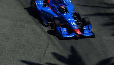 &bdquo;IndyCar&ldquo; lenktynės Long Byče