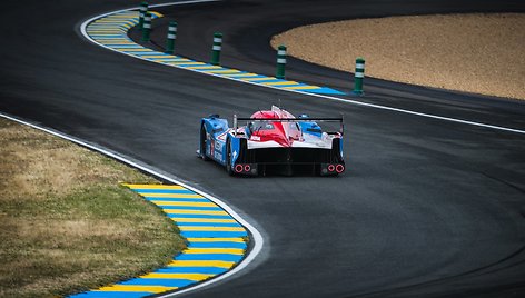 „Nissan“ 24 val. Le Mano lenktynių treniruotėse