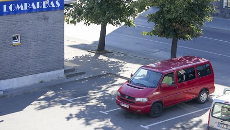 Galimai nelegalių vežėjų mikroautobusas