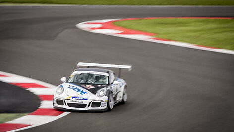 &bdquo;Porsche Carrera Cup GB&ldquo; antras etapas Silverstone