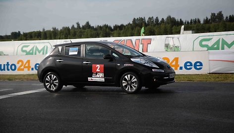 „Nissan LEAF 12 h silent challenge“ varžybos