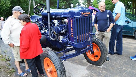 1938 m. traktorius &bdquo;Fordson&ldquo;