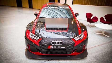 &bdquo;Audi RS3 LMS&ldquo; eksponuojamas verslo centre K29