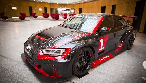 &bdquo;Audi RS3 LMS&ldquo; eksponuojamas verslo centre K29