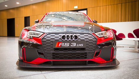 &bdquo;Audi RS3 LMS&ldquo; eksponuojamas verslo centre K29