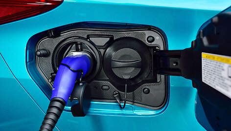 &bdquo;Toyota Prius Plug-in&ldquo; Cheronoje