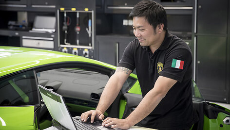 &bdquo;Lamborghini&ldquo; atstovybė Dubajuje