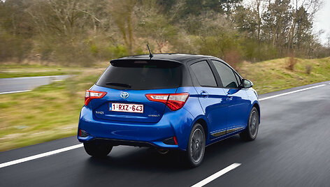2017 m. atnaujintas &bdquo;Toyota Yaris HSD&ldquo;
