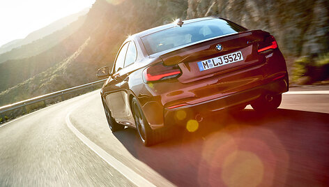 Atnaujintas BMW 2