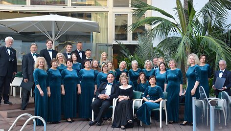 &bdquo;Harmonijos&ldquo; choras festivalyje prie&scaron; koncertą