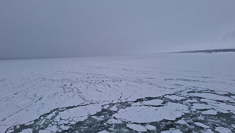 Baltijos jūra ties Palanga ketvirtadienio pavakarę.