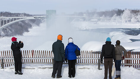 Niagaros kroklį sukaustė &scaron;altis 