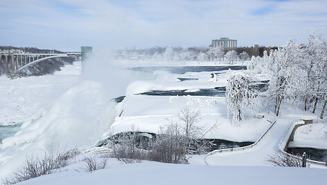 Niagaros kroklį sukaustė &scaron;altis 