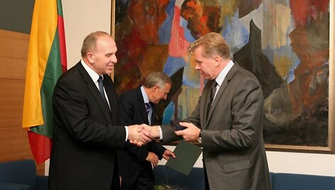 R.Motūzas, Petras Anu&scaron;as, A.Ažubalis