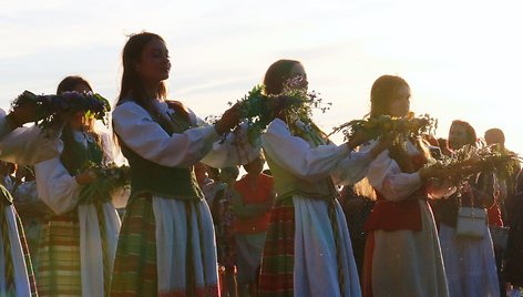 Šiauliečiai Jonines atšventė prie Rėkyvos ežero