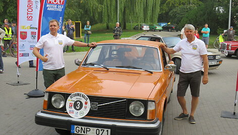 Istorinių automobilių ir motociklų ralis Veisiejuose