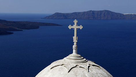 Santorino sala garsėja įspūdingu kraštovaizdžiu