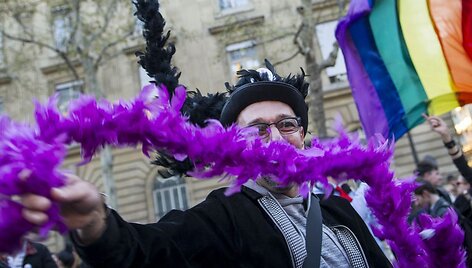 Prancūzijoje homoseksualams leista tuoktis
