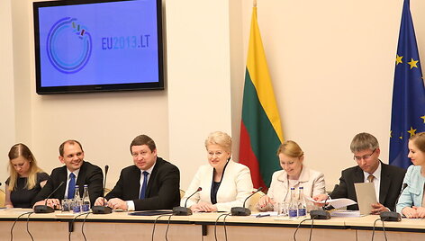 Lietuvos Respublikos Prezidentė Dalia Grybauskaitė susitiko su Nuolatinių atstovų komiteto nariais