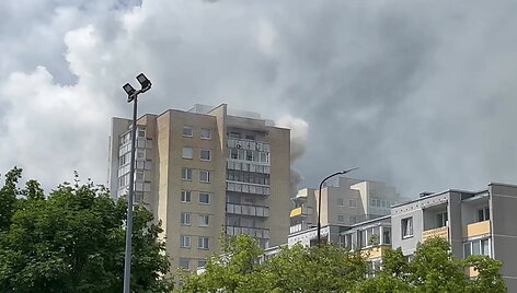 gaisras-siauliu-daugiabutyje