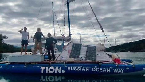 Rykliai nuskandino rusų „Ocean Way“ katamaraną – TION