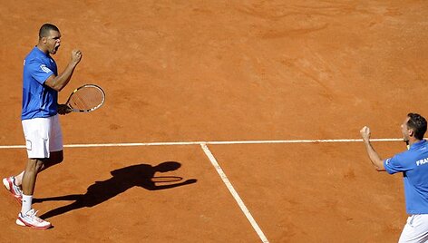Jo-Wilfriedas Tsonga ir Michaelis Llodra