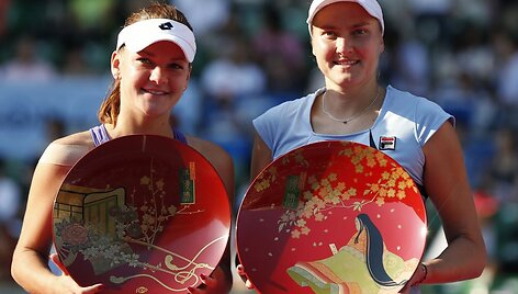 Agnieszka Radwanska ir Nadia Petrova
