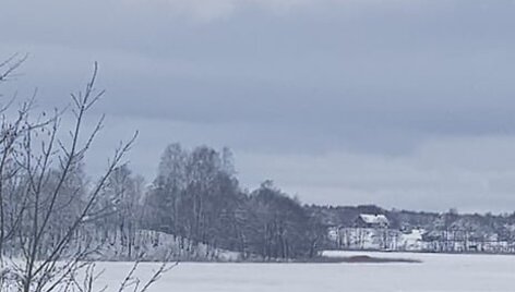 Galuonų ežeras žiemą