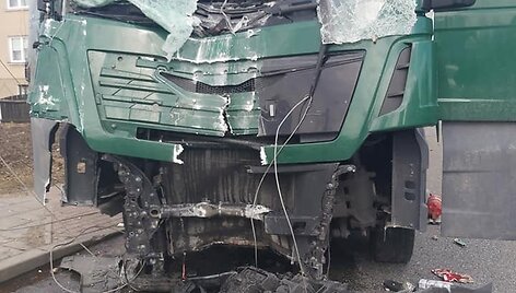 Lenkijoje žuvo vilkiko vairuotojas i&scaron; Lietuvos
