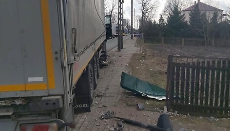 Lenkijoje žuvo vilkiko vairuotojas i&scaron; Lietuvos
