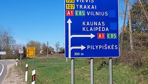 Rekonstrukcijai uždaryta Vievio pervaža