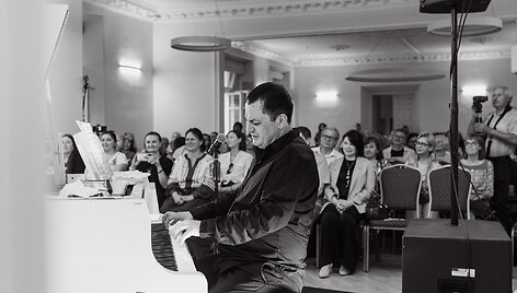 Krymo totorių muzikos koncertai Vilniuje ir Kaune