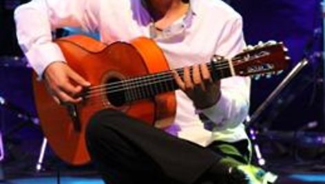 Gitaristas Pedro Javieras Gonzalezas