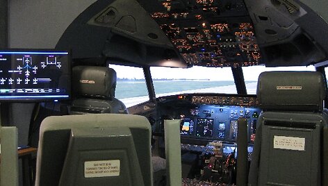 &bdquo;Boeing 777&ldquo; realaus skrydžio treniruoklis