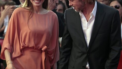 Angelina Jolie ir Bradas Pittas kino festivalyje Sarajeve