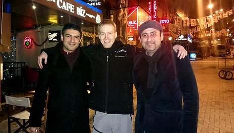 Su naujaisiais draugais, lietuvi&scaron;kai kalbančiais turkais