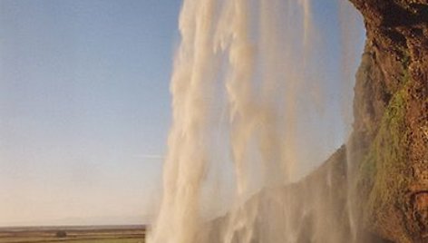 Seljalandsfoss krioklys - vienas gražiausių visoje Islandijoje