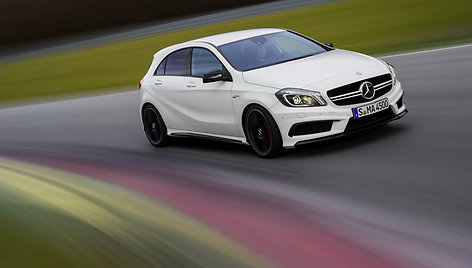 „Mercedes-Benz A45 AMG“