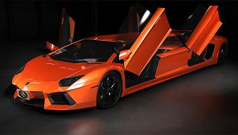 „Lamborghini Aventador“ limuzinas