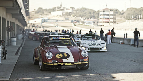 Lenktyninis &bdquo;Porsche 911&ldquo; automobilis
